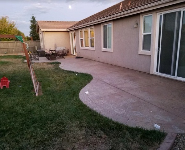 Non Insulated Solid Roof Patio Cover Plumas Lake, CA