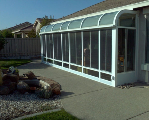 Curved Eave Sunroom in Sacramento